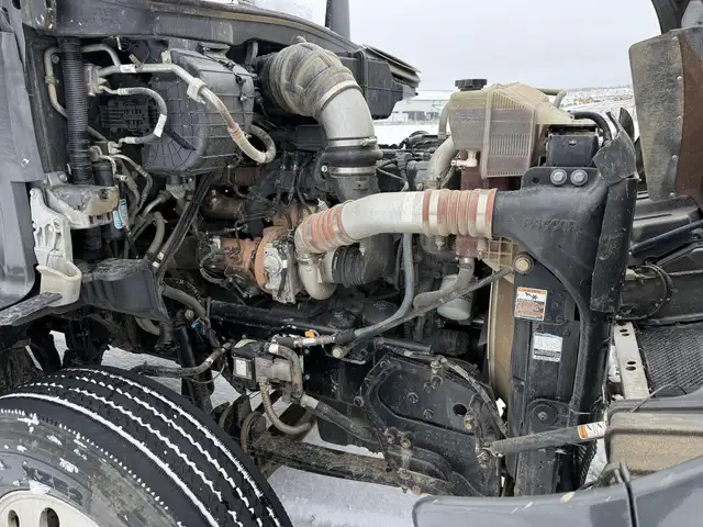 2019 KENWORTH T880 in Heavy Trucks in Saskatoon - Image 11