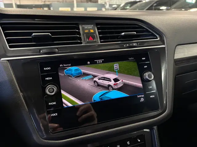 2023 Volkswagen Tiguan R-Line|4MOTION|NAV|FENDERAUDIO|7PASS|BROW in Cars & Trucks in City of Toronto - Image 37