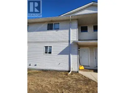 Perfect location! Great investment property! or a Great starter home. This beautifully kept townhous...