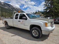 This item(s) are selling by Online Timed Auction Complete Dispersal for Prairie Pride Construction -... (image 1)