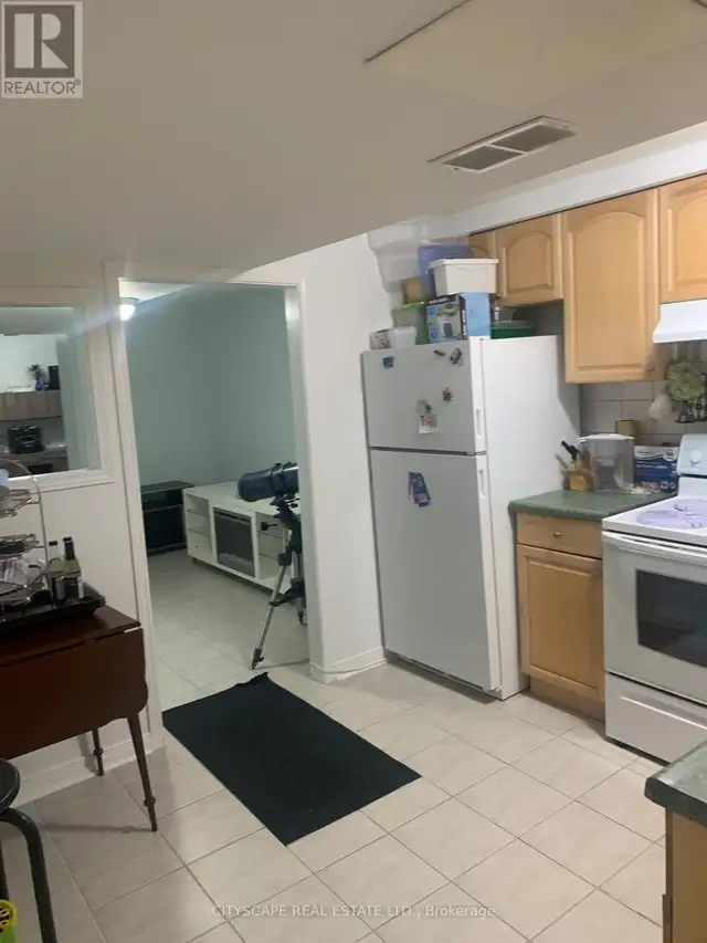 BSMT - 120 HULLMAR DRIVE Toronto (Black Creek), Ontario in Long Term Rentals in Markham / York Region - Image 6