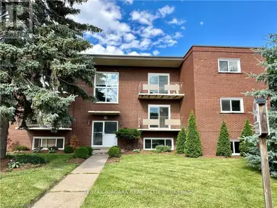 2 - 286 VINE STREET St. Catharines (Carlton/Bunting), Ontario