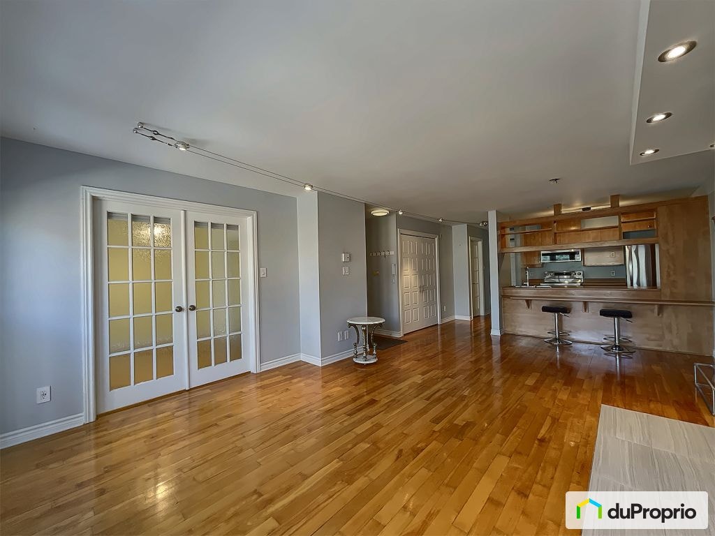 $499,900 - Condominium in Ville-Marie (downtown, old Mtl) — photo 3