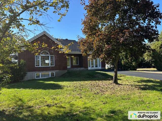 $750,000 - Bungalow for sale in St-Marc-sur-Richelieu — photo 2