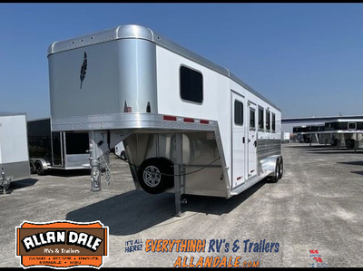 4 Horse Slant Load, Easy Care Flooring, Dressing Room, Load Lights, Swing Out Saddle Rack & MORE! 20...