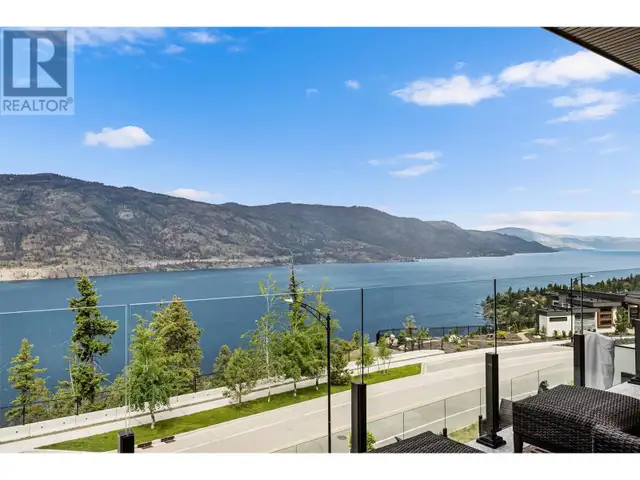 544 Clifton Lane Kelowna, British Columbia in Houses for Sale in Penticton - Image 17