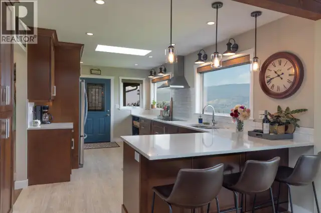 1116 Naramata Road Penticton, British Columbia in Land for Sale in Penticton - Image 24