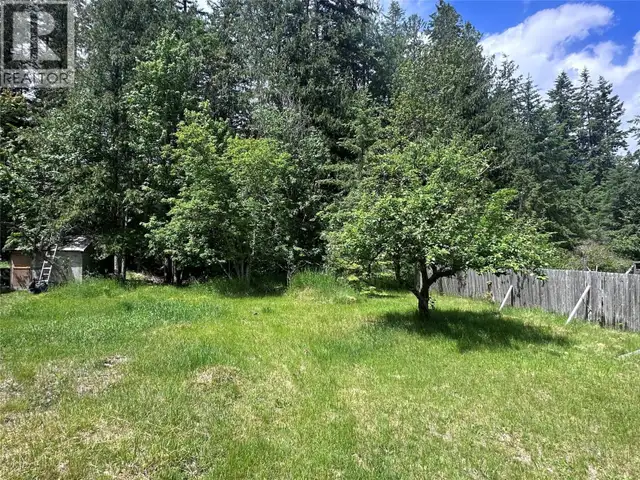 611 Slocan Street Slocan, British Columbia in Land for Sale in Nelson - Image 11