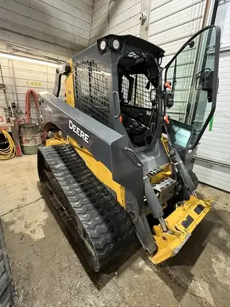 Welcome to Horizon Ag & Turf Location: Horizon Ag & Turf Edmonton West Engine: 2811 hrs For More Use...