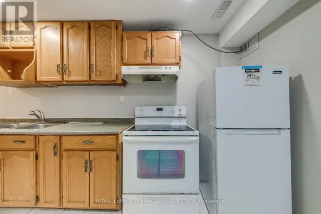 LOWER - 11 FRANKFURT STREET Kitchener, Ontario in Long Term Rentals in Kitchener / Waterloo - Image 9