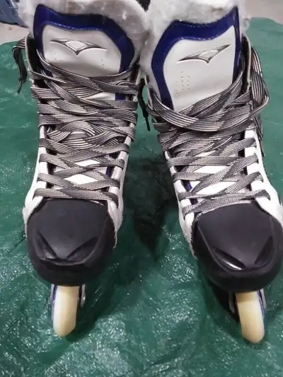 VIC hockey  Inline Skates 76/80mm wheels, size 7/EU 42, View more