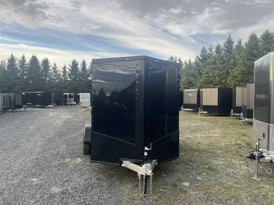 sell cargo trailer enclosed trailer remorque trailer fermé no- galvanize + also some utility galvani...