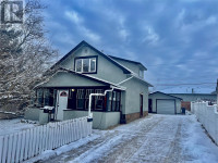 832 104 Avenue Dawson Creek, British Columbia