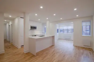 Renovated Akelius two bedroom apartment for rent. Located near Decelles Ave in the Cote-des-Neiges n...