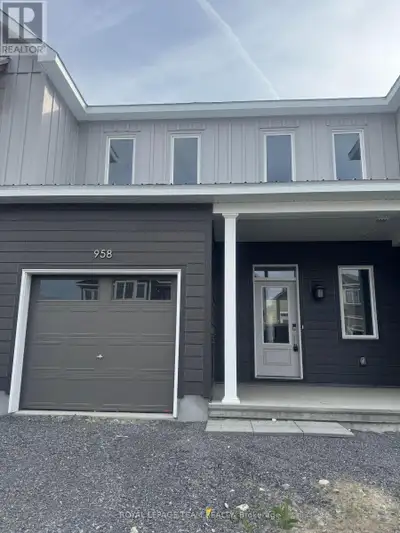 958 SEAGRAVE LANE Ottawa, Ontario