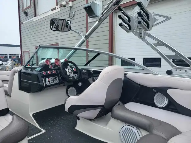 2006 Mastercraft XSTAR FINANCING AVAILABLE in Powerboats & Motorboats in Kelowna - Image 42