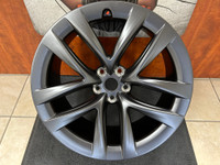 Set of OEM Tesla wheels 21" Model S plaid arachind never used City of Toronto Toronto (GTA) Preview