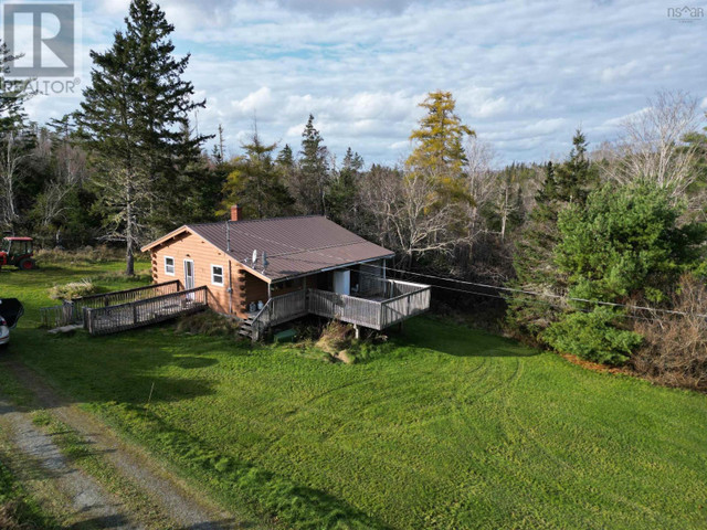 8913 Moose River Road Lindsay Lake, Nova Scotia in Houses for Sale in Bedford - Image 4