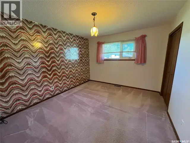 86 1st STREET SW Wadena, Saskatchewan in Houses for Sale in Saskatoon - Image 11