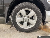 This Ram 1500 Classic boasts a Regular Unleaded V-8 5.7 L/345 engine powering this Automatic transmi... (image 8)