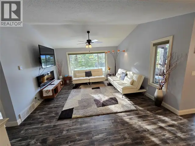 565 Clearwater Valley Road Clearwater, British Columbia in Houses for Sale in Kamloops - Image 19