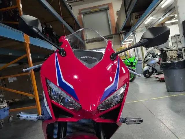 2025 Honda CBR650R in Street, Cruisers & Choppers in Calgary - Image 16