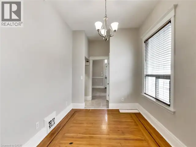 443 WENTWORTH Street N Hamilton, Ontario in Commercial & Office Space for Sale in Mississauga / Peel Region - Image 38