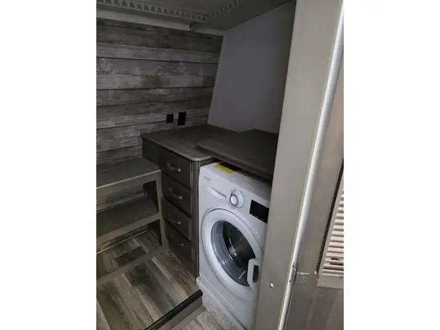 2022 Keystone RV Cougar Premium 355FBS in Travel Trailers & Campers in Penticton - Image 23