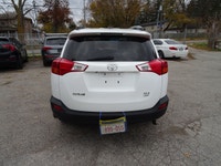 XLE AWD. Motor World is a proud member of U.C.D.A. and O.M.V.I.C. for over 30 years. In the same loc... (image 6)