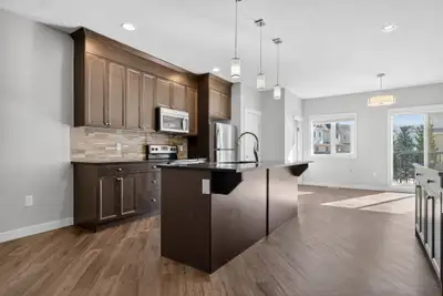 FLAT FEE $100 FOR WATER SECURITY DEPOSIT OF $1995 Contemporary finishes with quartz countertops 3 Bd...