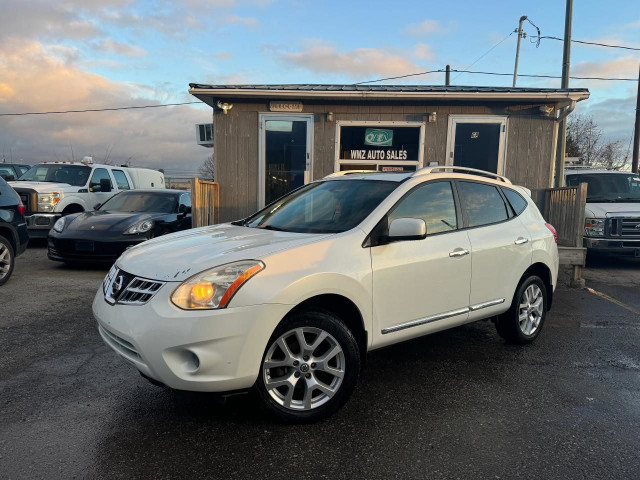 2011 Nissan Rogue FWD 4dr SV in Cars & Trucks in Mississauga / Peel Region - Image 4