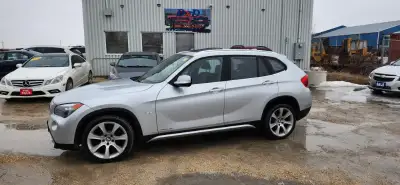 2012 BMW X1,AWD,ONLY 70KMS,SUNROOF,LEATHER,LOADED