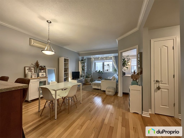 $354,700 - Condominium for sale in Ahuntsic / Cartierville — photo 1