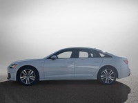 Audi Windsor Service Loaner Opportunity. Only 10,350 kilometers! *This Audi A6 Sedan in Glacier Whit... (image 7)