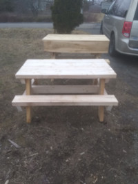 Youth picnic table