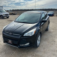 REDUCED!!! BACKUP CAMERA, HEATED SEATS!!! 2015 Ford Escape SE FWD Clean with features including. Bac... (image 6)