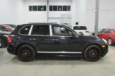 *LOCATED IN WEST EDMONTON *HEATED INDOOR SHOWROOM 14515-118AVE NW *LUXURY LINE AUTO IS AN AMVIC REGI...
