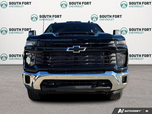 2026 Chevrolet Silverado 3500HD Work Truck 4WD Crew Cab | Dark in Cars & Trucks in Strathcona County - Image 2