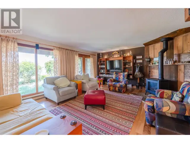 830 Three Mile Road Penticton, British Columbia in Houses for Sale in Penticton - Image 27