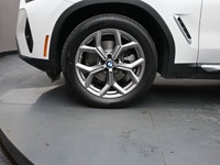 ONLY 58,000 KMS! 1 OWNER LOCAL TRADE, BMW CERTIFIED, WELL OPTIONS WITH PREMIUM ESSENTIAL PACKAGE, MI... (image 4)