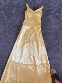 Kate Hudson Replica dress 