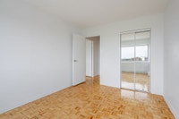 Special offer: 3 months' rent at 50% off! 2 bedrooms units available now at Saphir IIOffre spéciale... (image 4)
