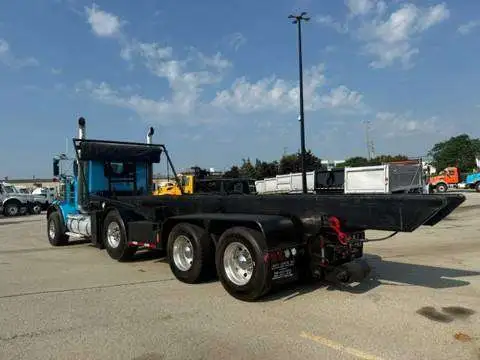 2013 Kenworth T800 Triaxle26FT Roll Off Truck in Heavy Trucks in Oakville / Halton Region - Image 6