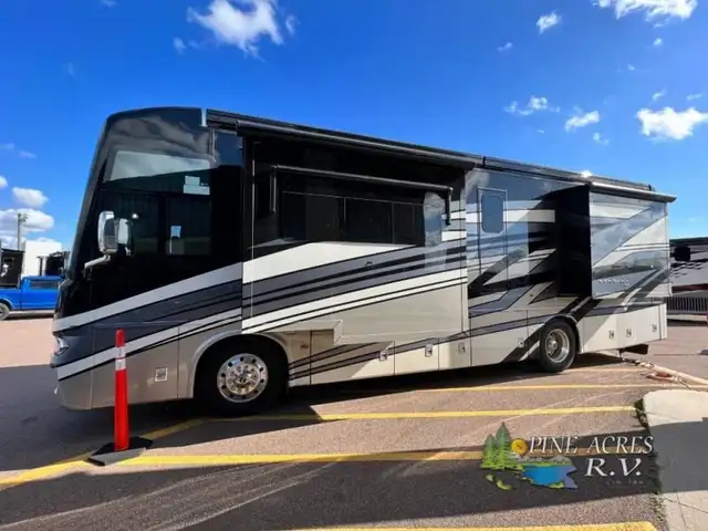 2024 Newmar Ventana 3512 Diesel Pusher in RVs & Motorhomes in Moncton - Image 8