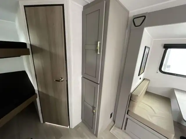 2026 Keystone RV Hideout 262BHS in Travel Trailers & Campers in Kamloops - Image 17