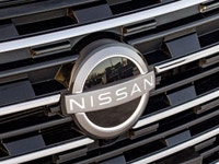 This 2024 Nissan Rogue SV is an excellent choice for drivers seeking a well-equipped, modern SUV wit... (image 9)