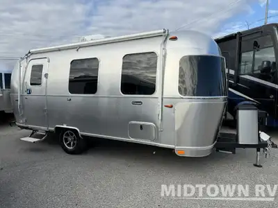 The 2026 Airstream Caravel 22FB in the elegant Driftwood decor blends iconic Airstream craftsmanship...