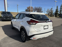 2022 NISSAN KICKS SV - FRONT WHEEL DRIVE - ONE OWNER - NO ACCIDENTS FEATURES INCLUDE - - Cloth Inter... (image 7)