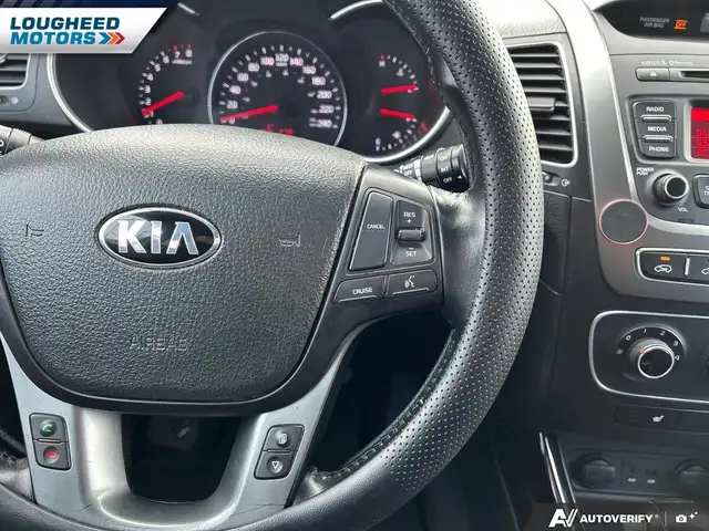 2014 KIA Sorento LX in Cars & Trucks in Mission - Image 14