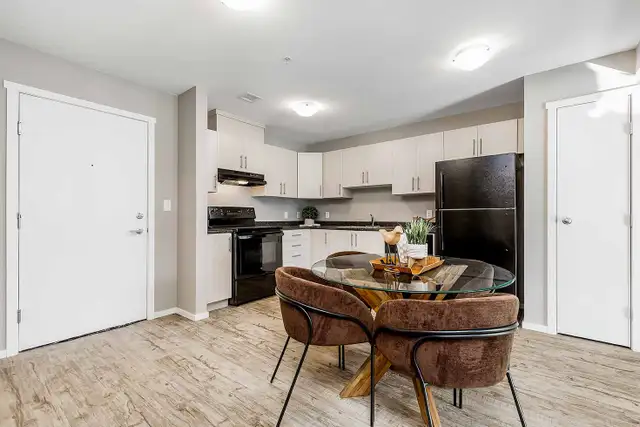 Pet-Friendly Two Bedroom Two Bath with In-suite Laundry for Rent in Long Term Rentals in Lethbridge - Image 7